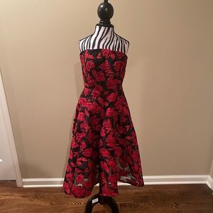 NY & Company Rose Printed Strapless Dress